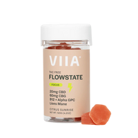 VIIA Hemp Flowstate Focus Gummies bottle labeled THC-Free, featuring Citrus Sunrise flavor and key ingredients like CBG, CBD, Lion’s Mane, Alpha GPC, and B12.
