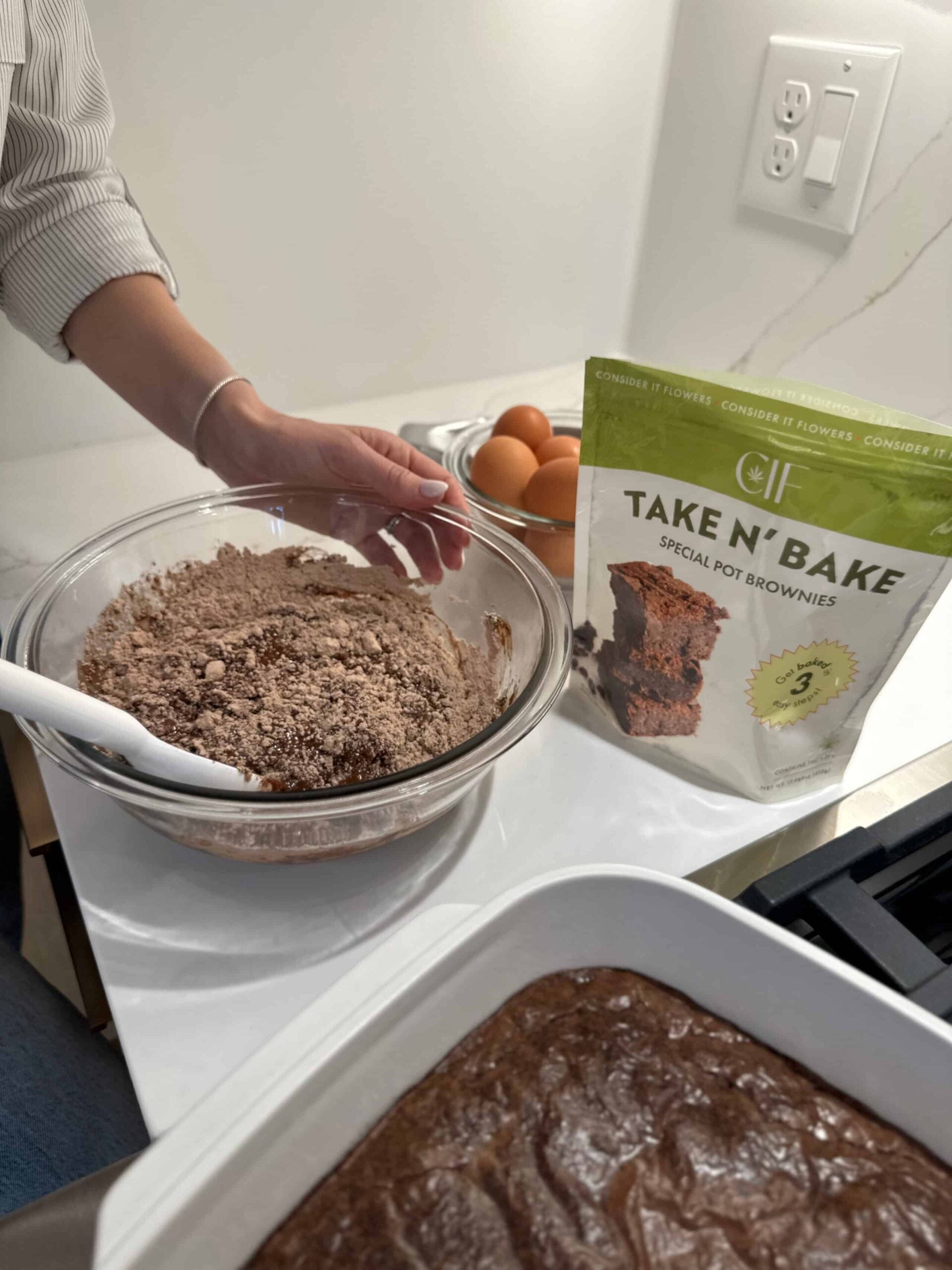 Take N' Bake Special Pot Brownies (12 CT) 600 MG THC